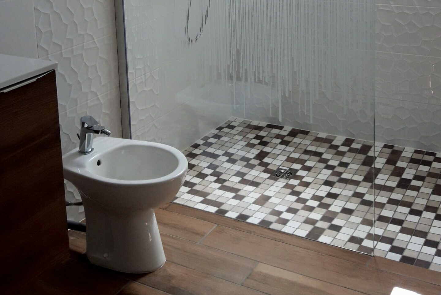 DOUCHE ITALIENNE DOUCHE ITALIENNE